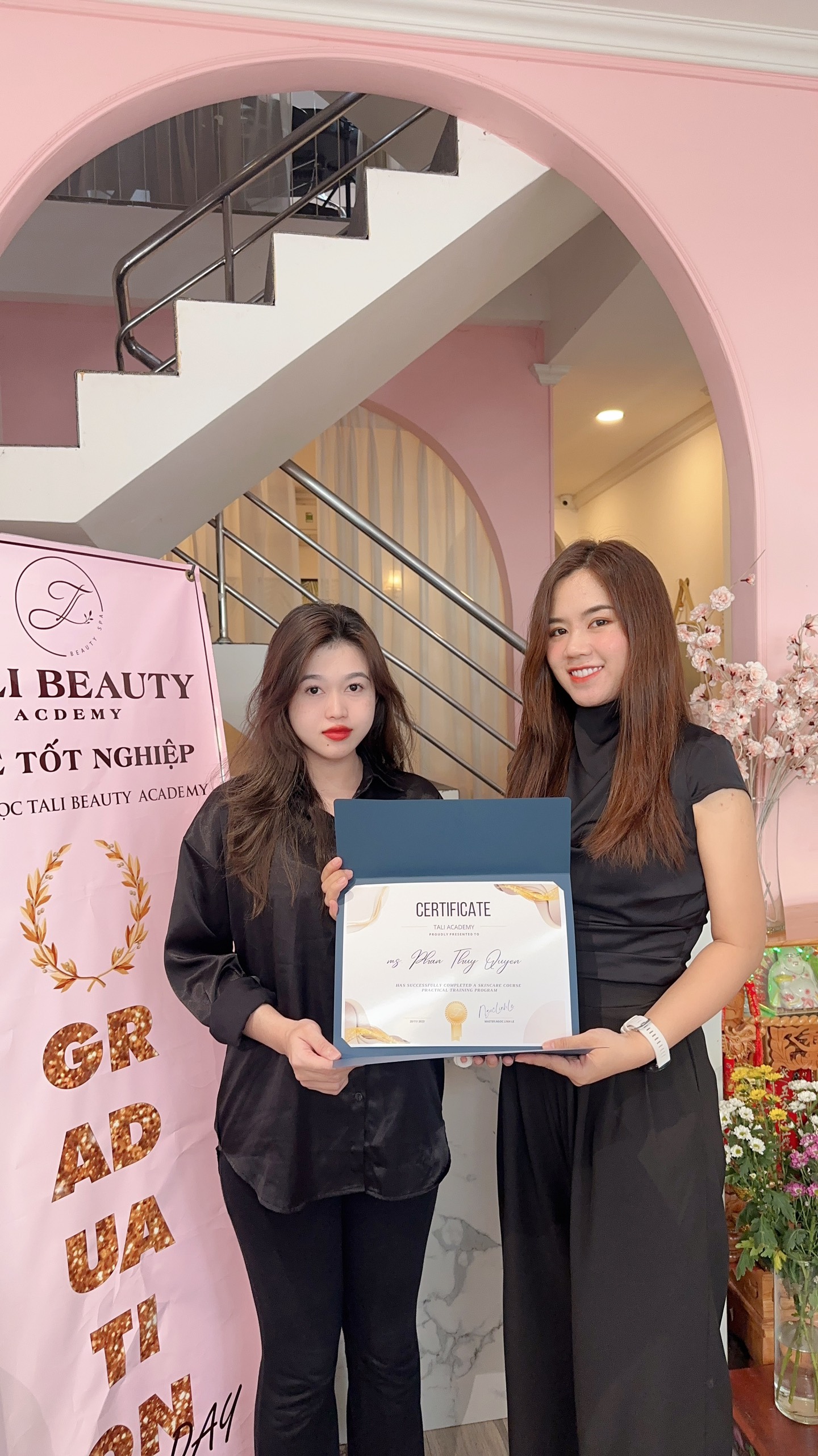 Xem Ảnh Lớn