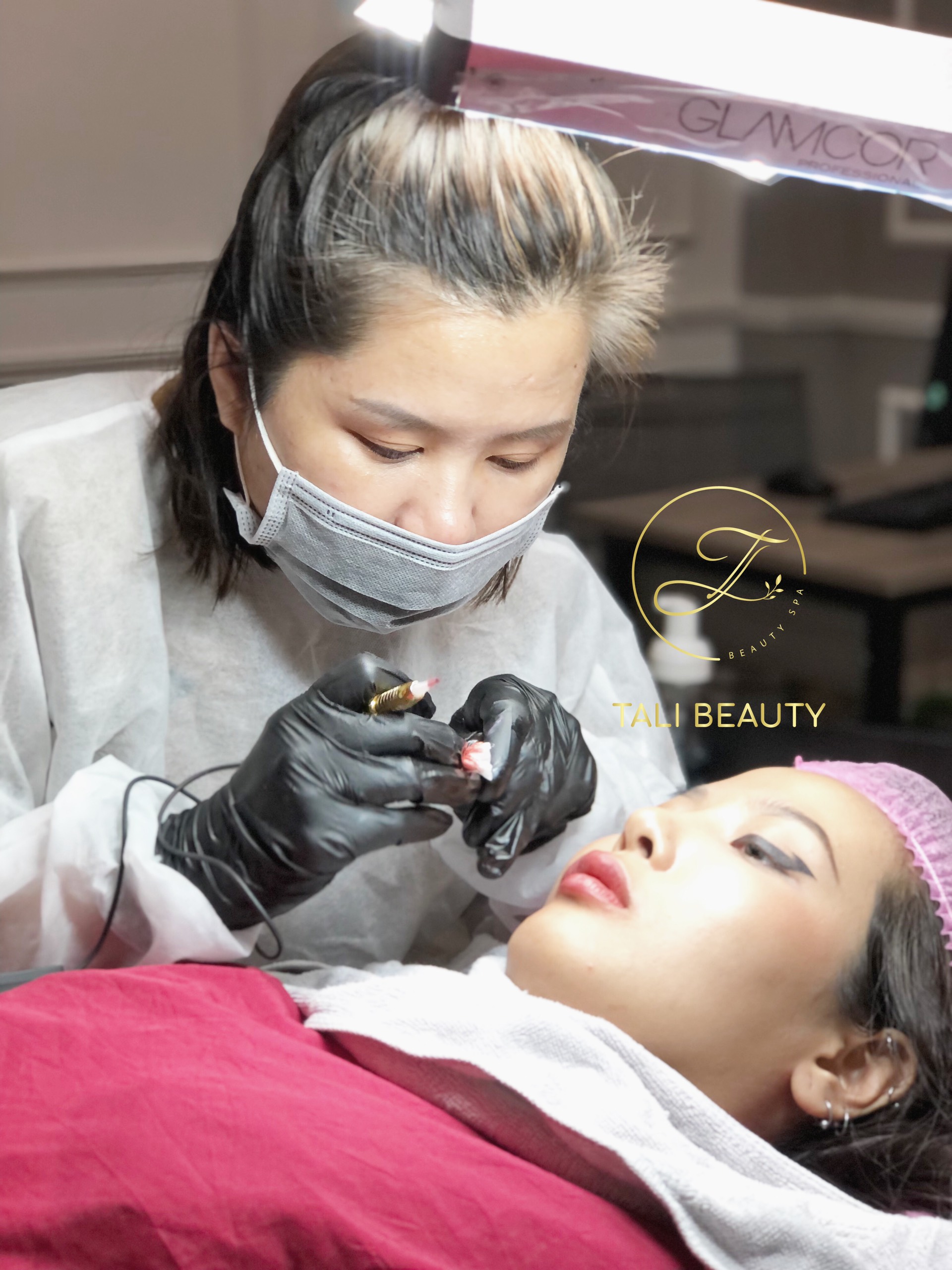 KHÓA HỌC PHUN MÔI L-LIPS CHUYÊN NGHIỆP – KHÓA HỌC ĐỈNH CAO TẠI TALI BEAUTY